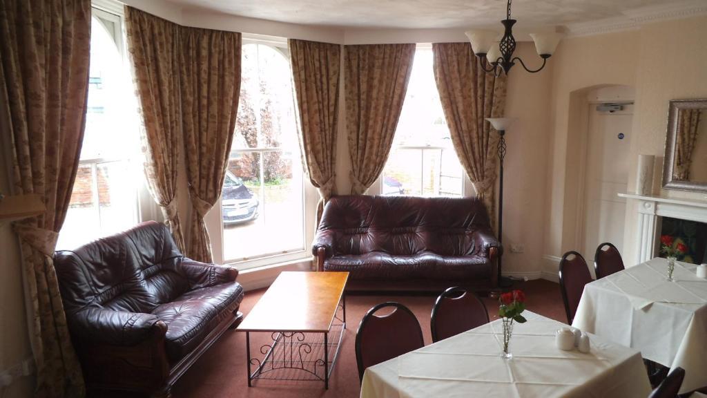 Belle Vue House Hotel Reading Exterior photo